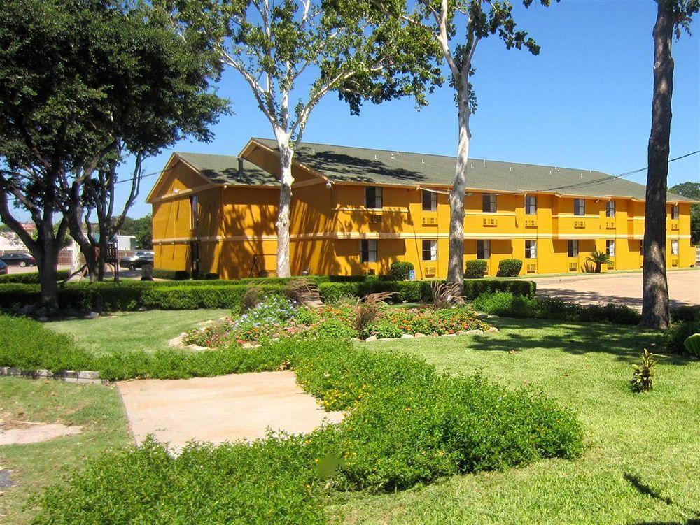 Americas Best Value Inn & Suites Brenham Eksteriør billede
