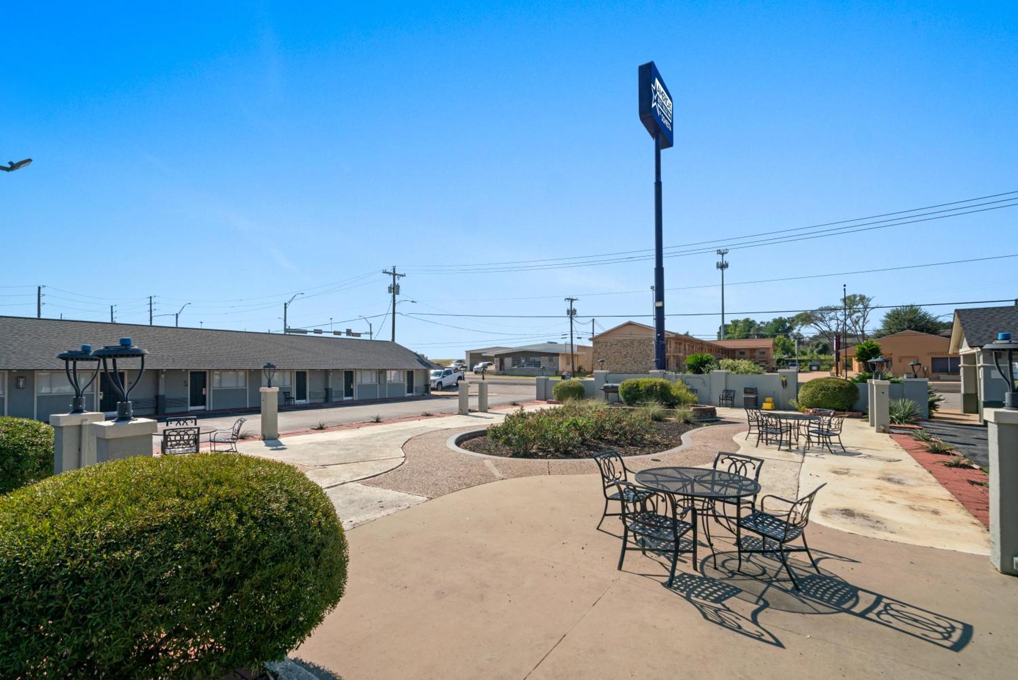 Americas Best Value Inn & Suites Brenham Eksteriør billede