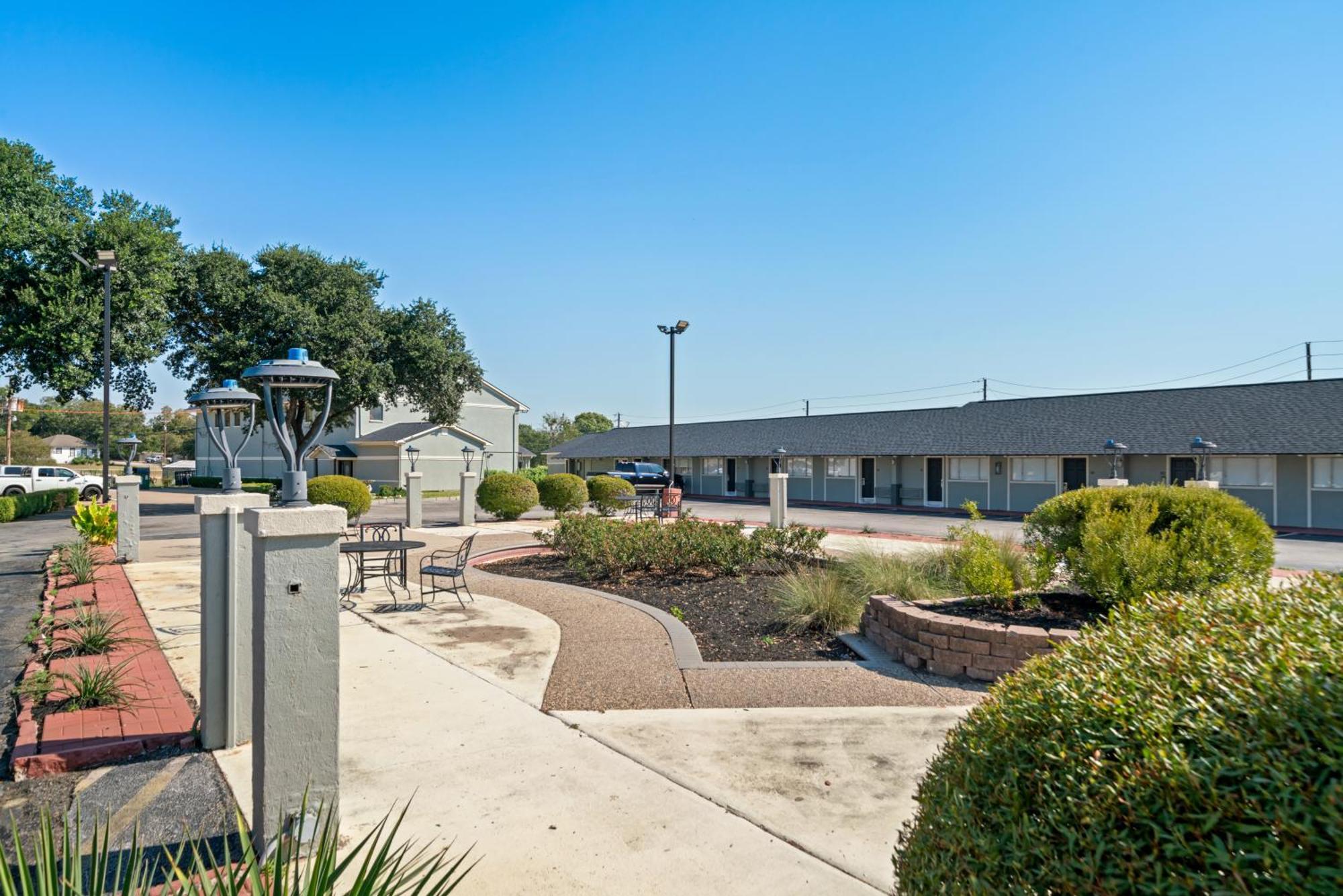 Americas Best Value Inn & Suites Brenham Eksteriør billede